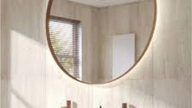 Runder Spiegel mit Licht