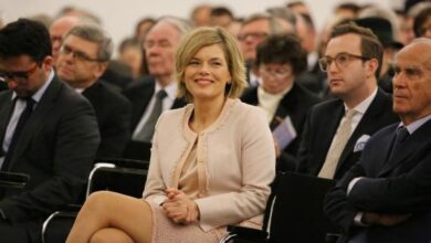 Julia Klöckner Nackt